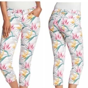 Tommy Bahamas Floral Print Women's Denim Sz 10 EUC Crop Jeans